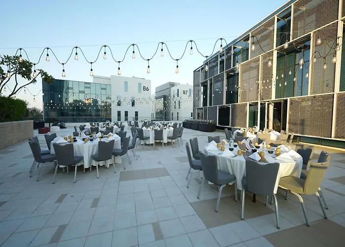 Radisson Red Dubai Silicon Oasis