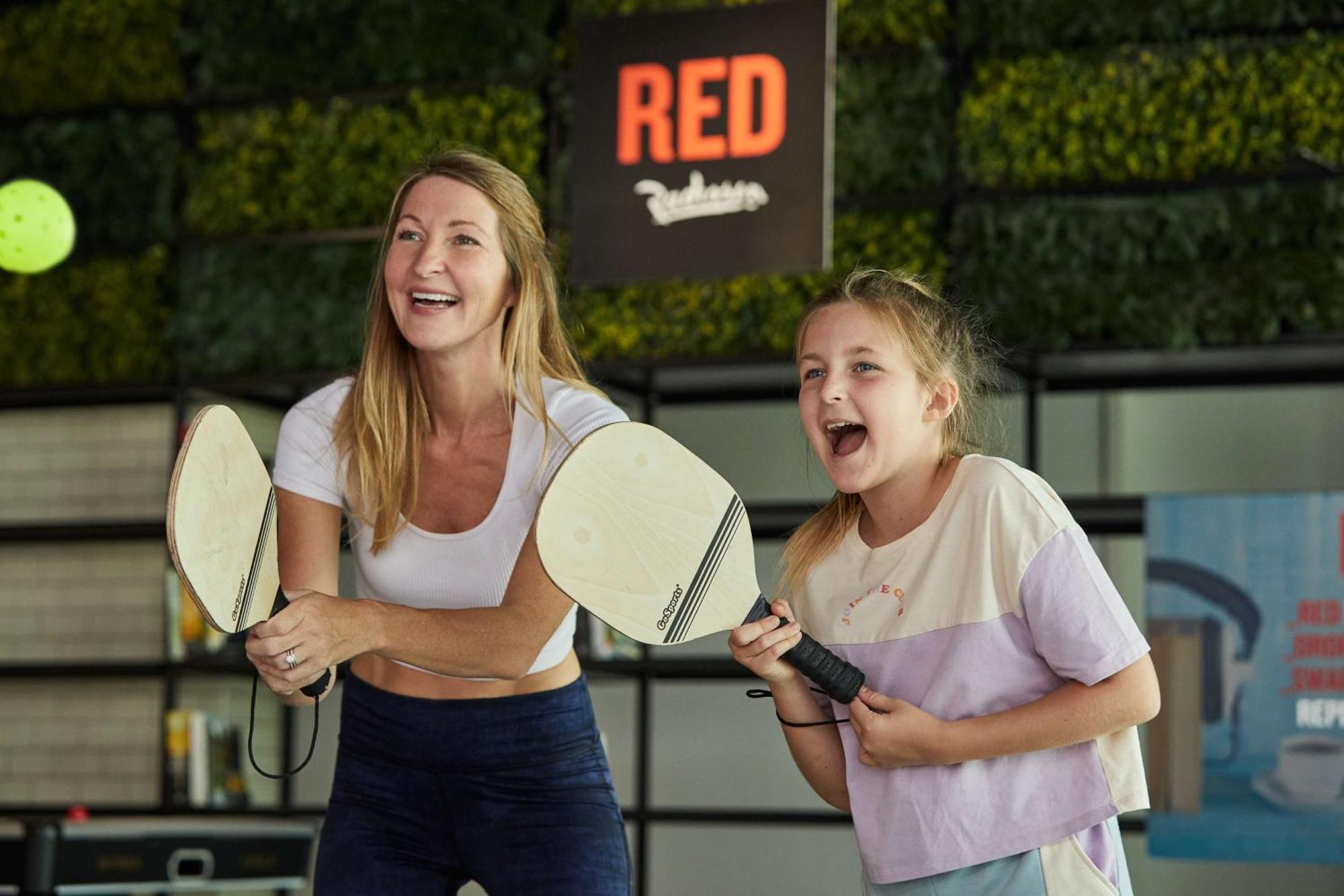 Radisson Red Silicon Oasis होटल Dubai